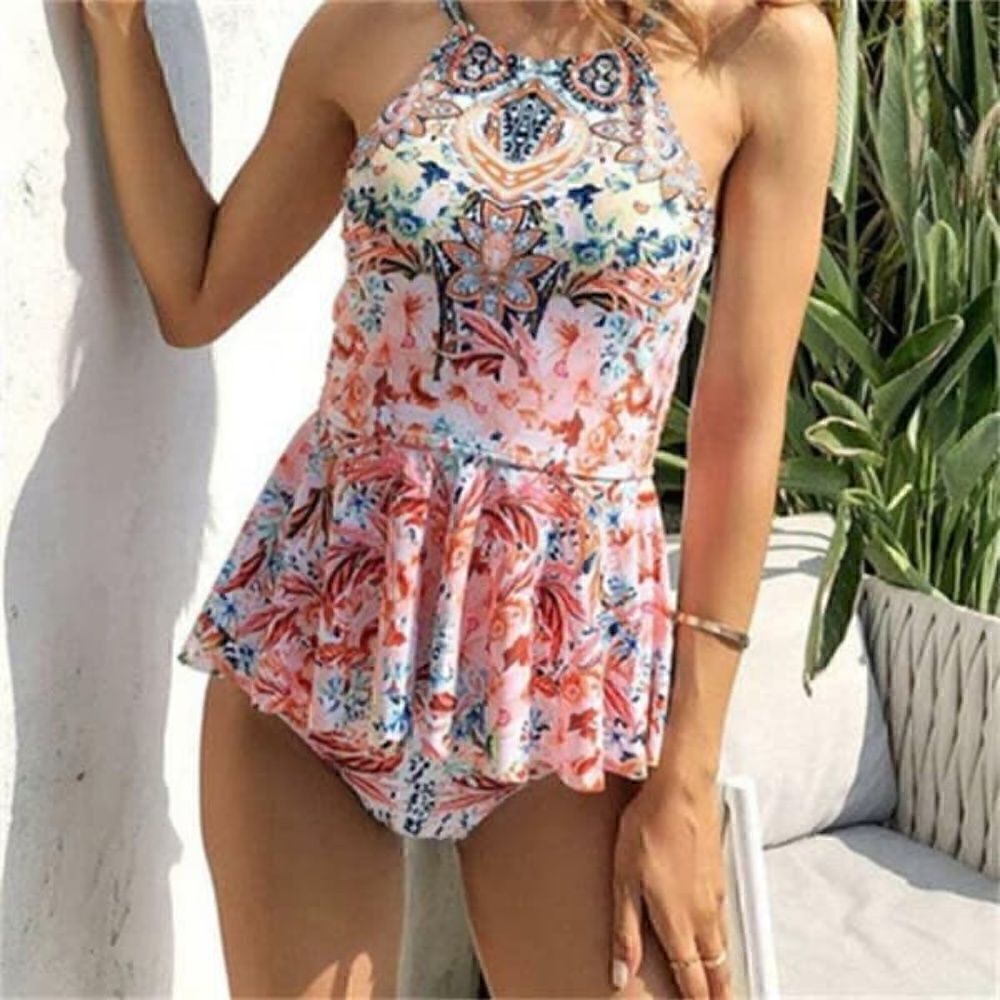 NEW! Pretty Bohemian Pattern Flounce Halter Tankini Tie Back Beach